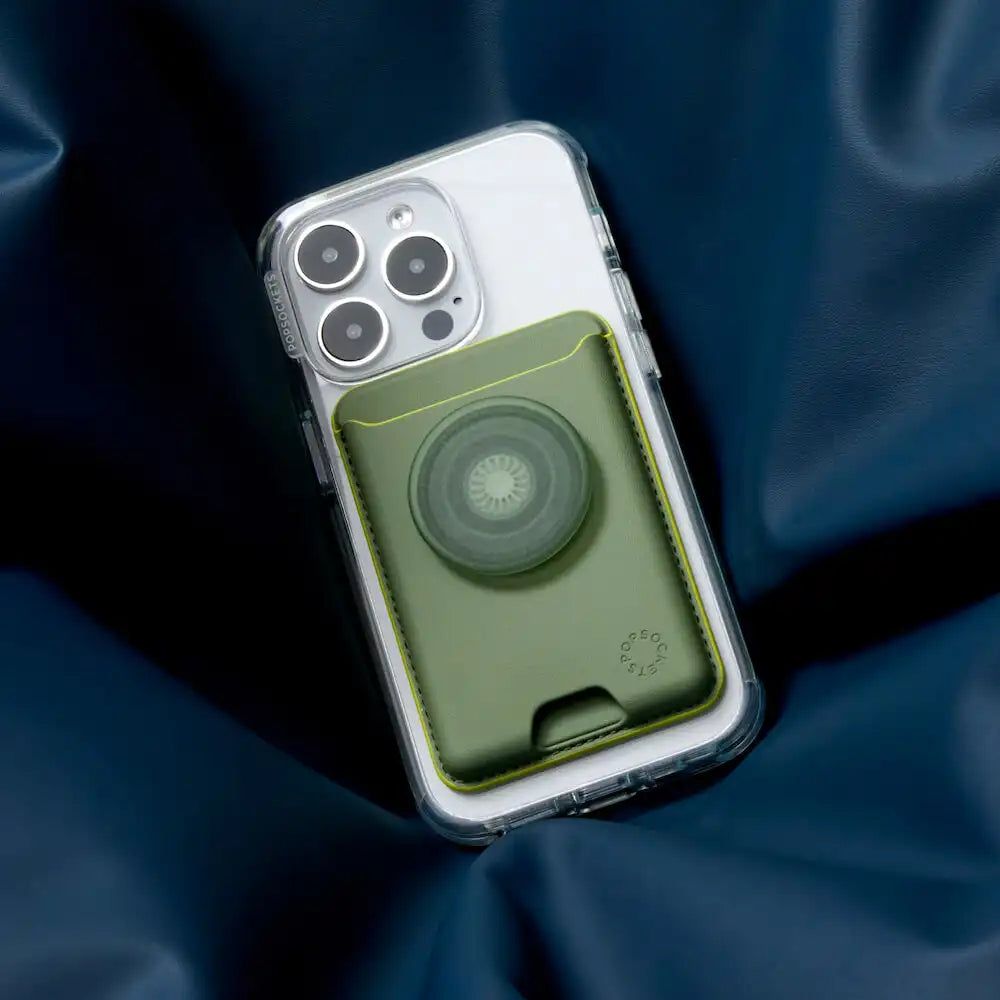 Silver — Softgoods MagSafe PopWallet+