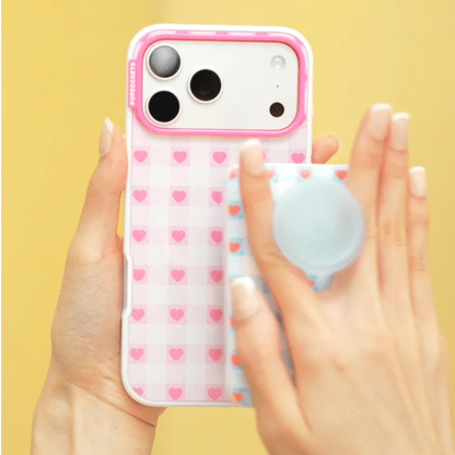 Berry Sweet Gingham — MagSafe PowerPack
