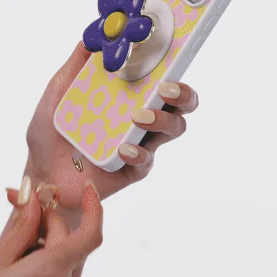 Enamel Wonky Daisy — MagSafe PopGrip